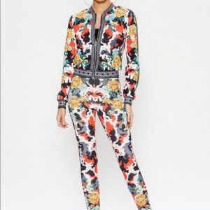 Womens Multi Color Jacket & Jeans